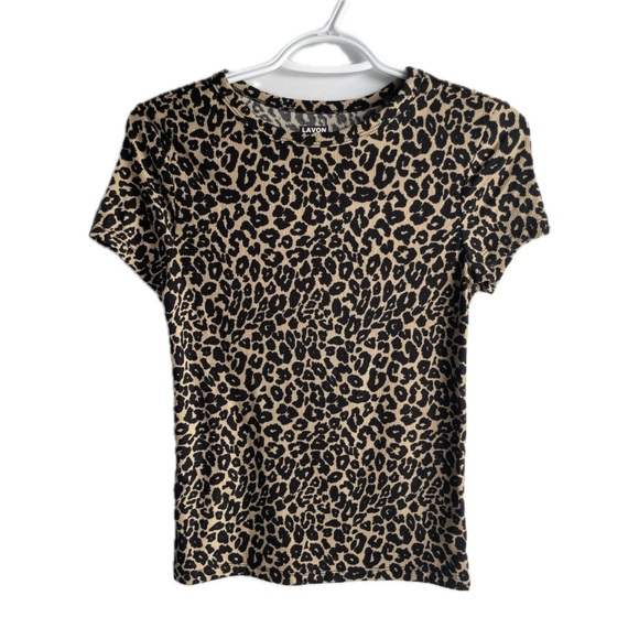 💖(2 for $15)💖 Trendy Cheetah Print T-Shirt - Picture 1 of 4